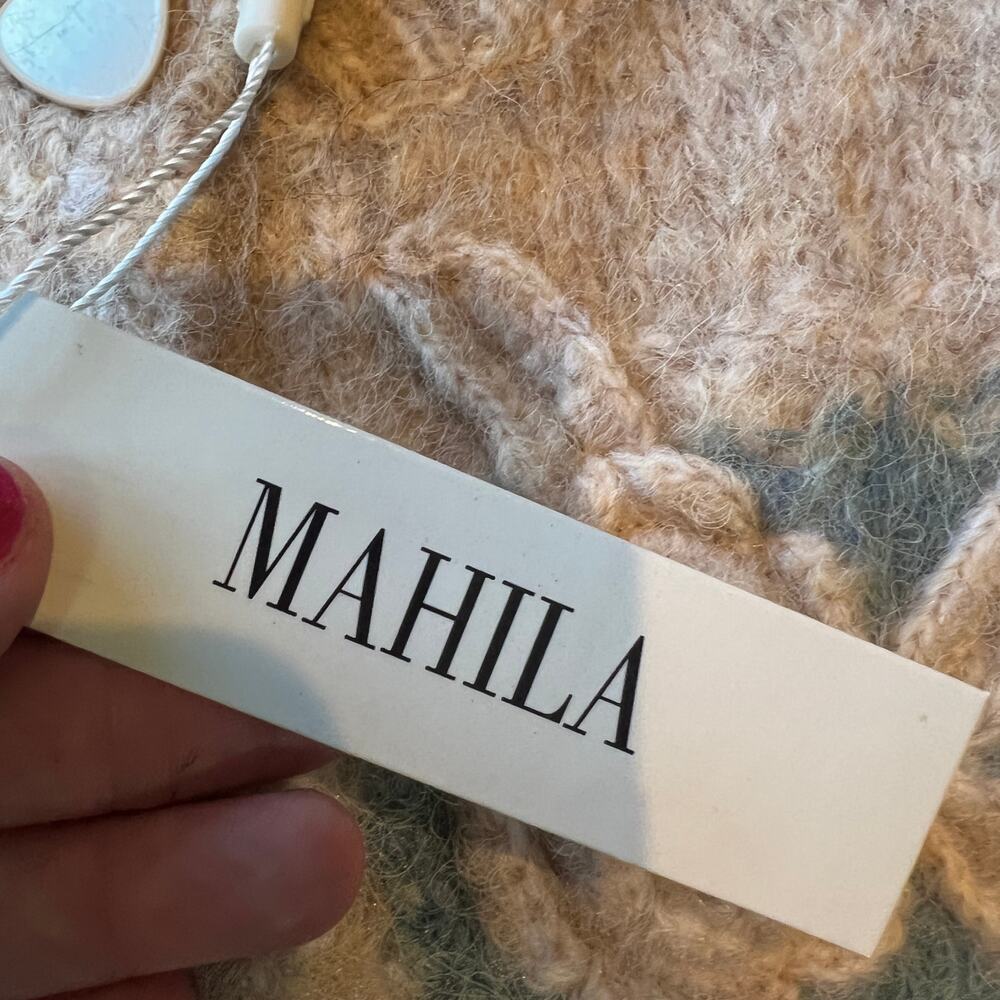 MAHILA Women's Louisa Bloom Cropped Cardigan Fuzzy Embroidered Rosette Size L - Picture 8 of 10
